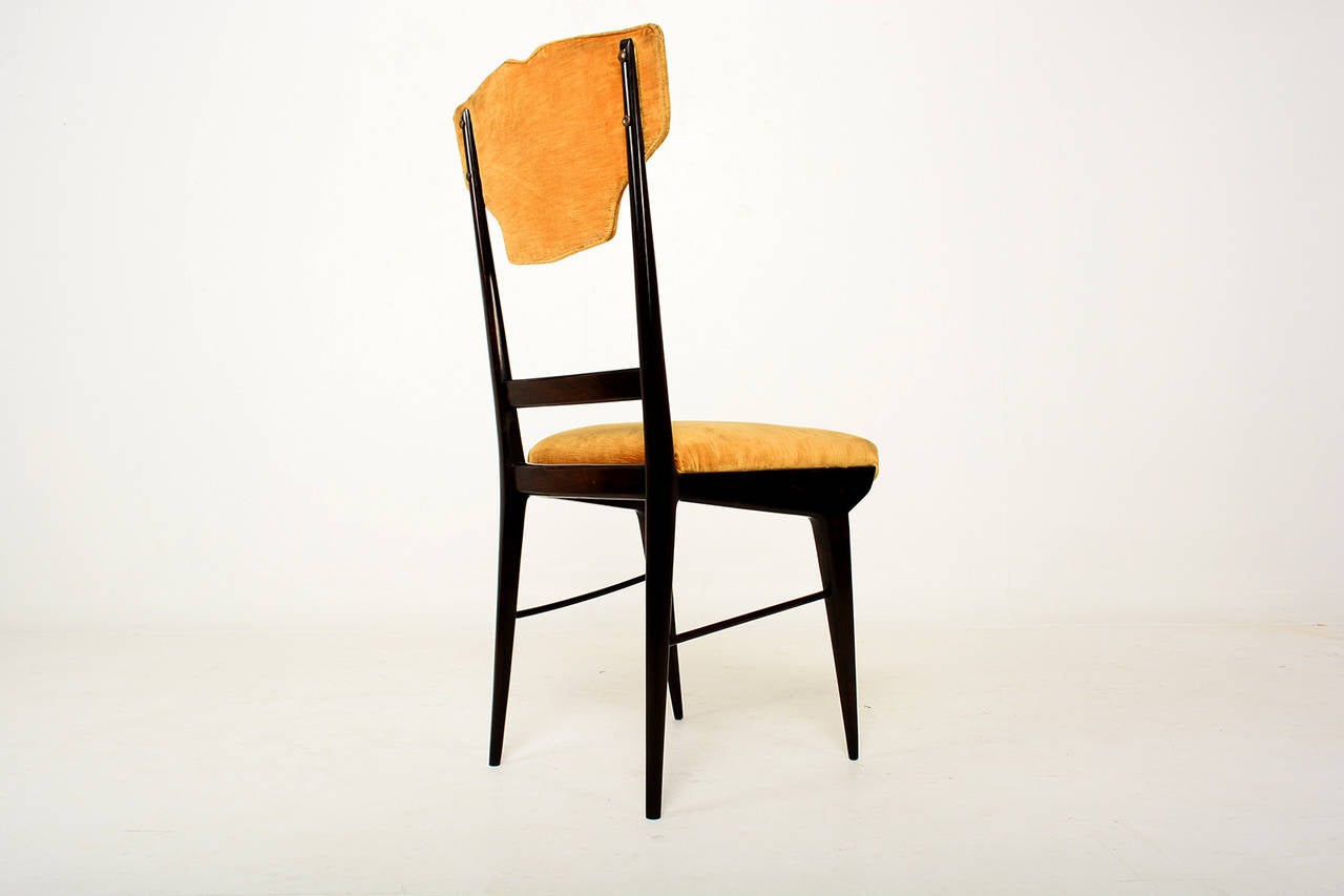 MId Century Modern Set of Eight Elegant Italian Dining Chairs 2
