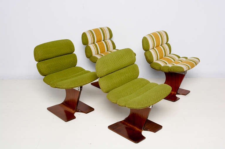 Mid-Century Modern Set of Four Sculptural Bent Plywood Chairs