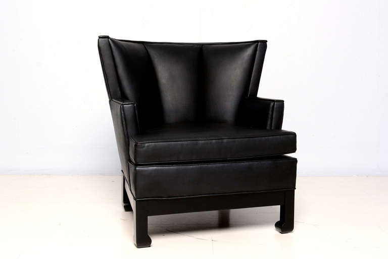 1960s James Mont Inspired Comfy Lounge Armchair Black Leather Wingback In Good Condition In Chula Vista, CA