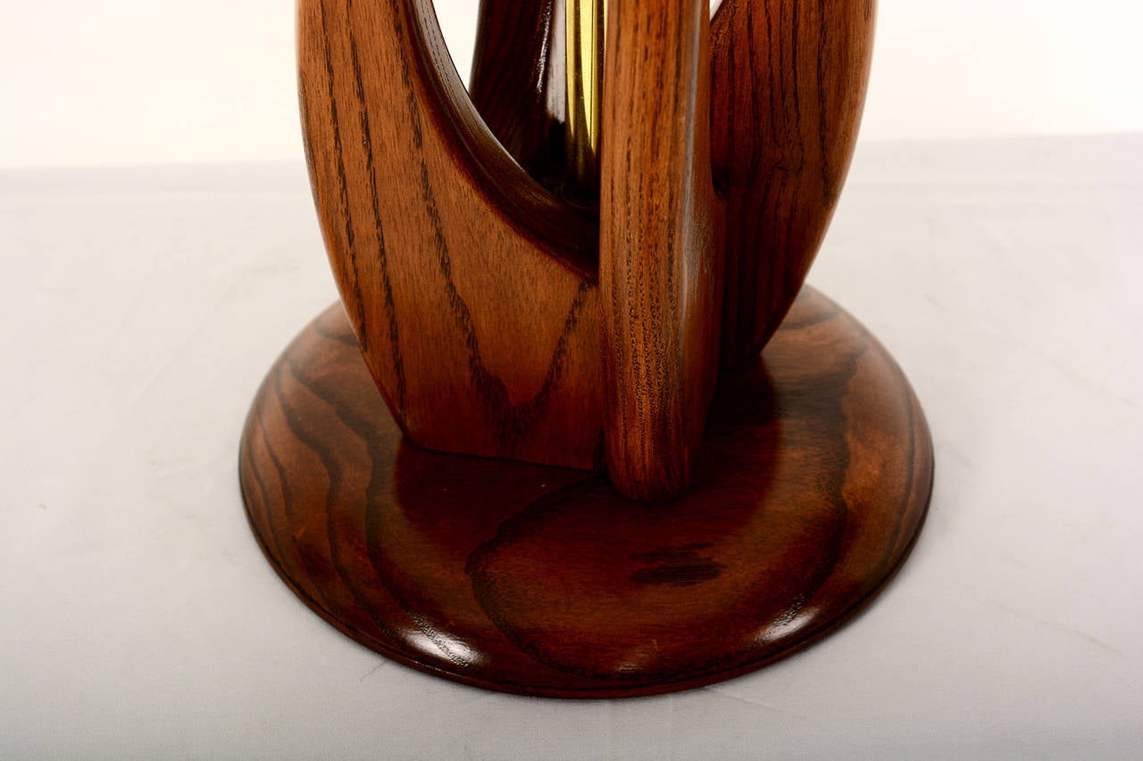Mid-Century Modern Table Lamp In Excellent Condition In Chula Vista, CA