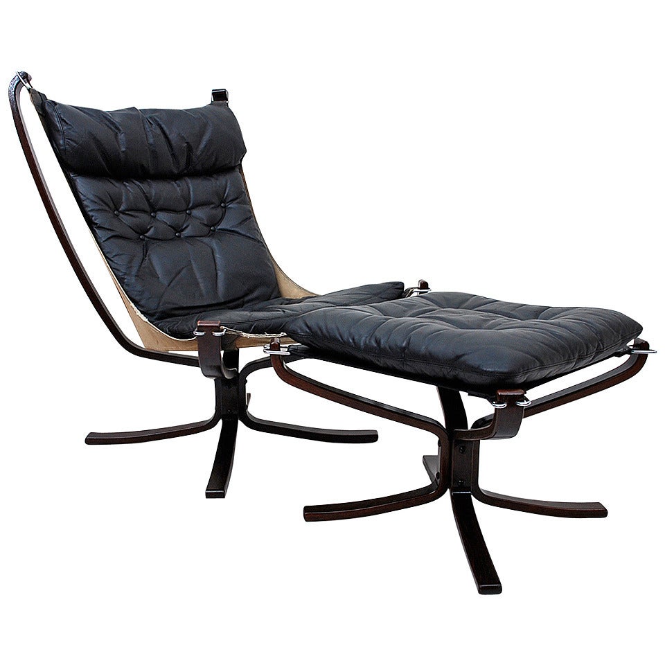 Falcon Chair with Ottoman