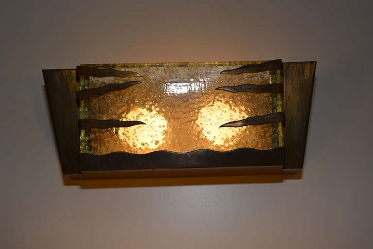 Mid-Century Modern Mid Century Modern Italian Wall Sconce with Brass Frame