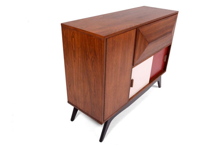 Mid-Century Modern Bar en noyer The MODERNS