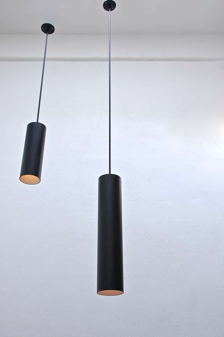Pair of American Cylinder Pendants In Excellent Condition For Sale In Los Angeles, CA