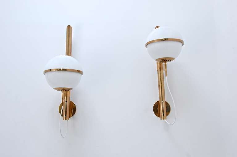 Large Artemide Wall Lamps For Sale 2