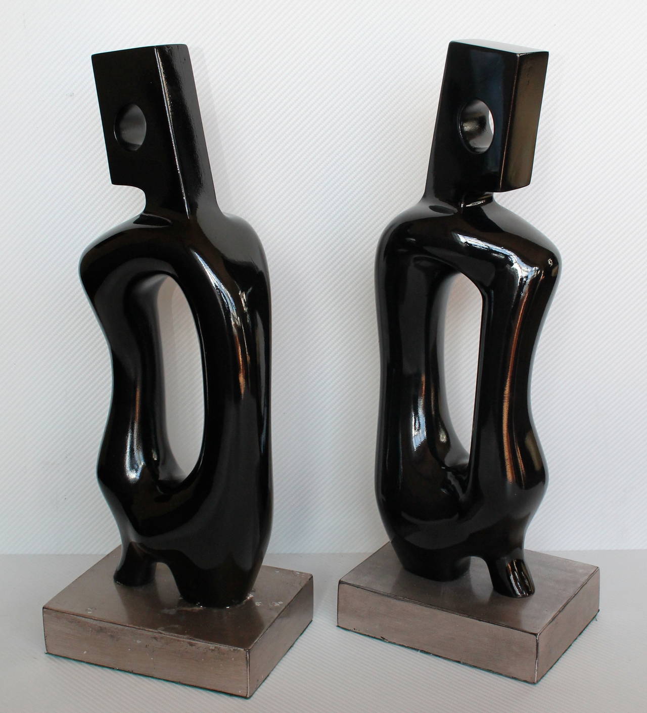 Mid-Century Modern Set of Two Biomorphic Organic Carved Lacquered Wood Sculptures For Sale
