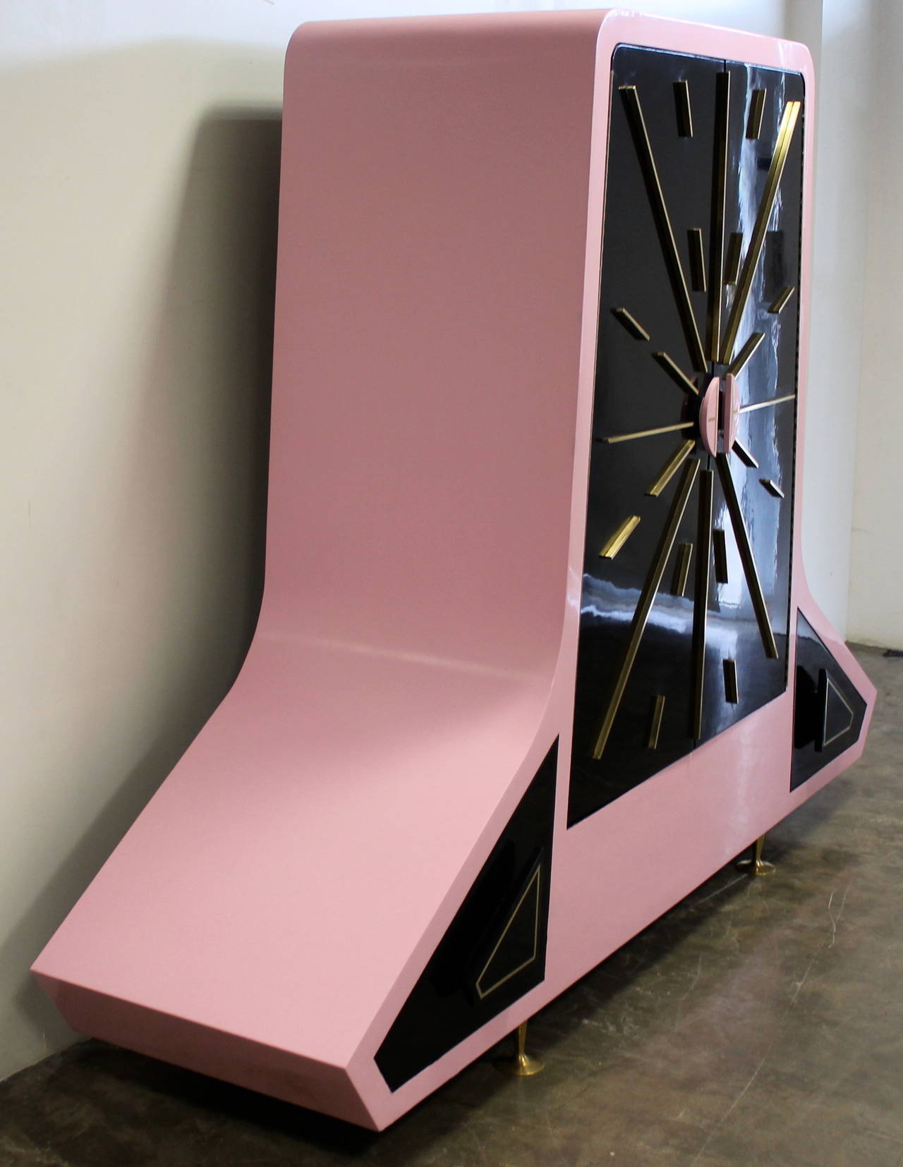 Pink and Black Lacquered Armoire by Frank Kyle, Mexico, 1950s In Good Condition For Sale In San Diego, CA