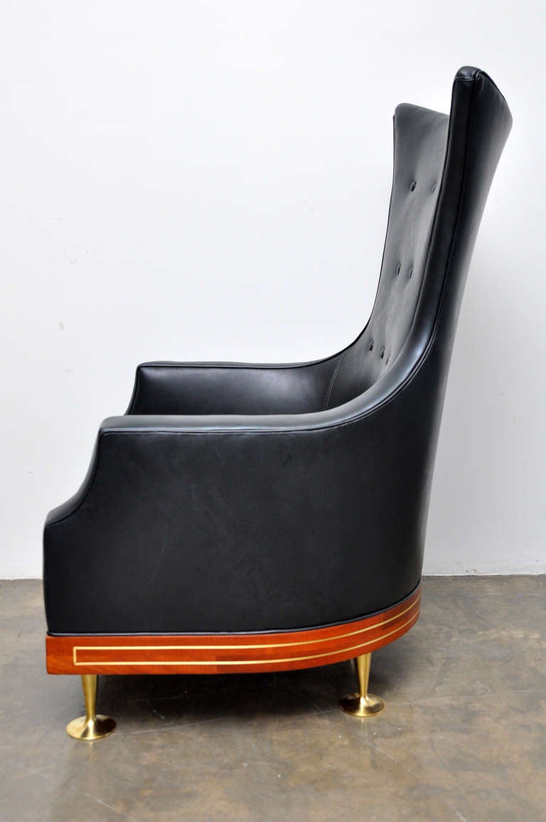 Mexican Leather and Mahogany Wing Chair by Arturo Pani, Mexico, circa 1950s For Sale