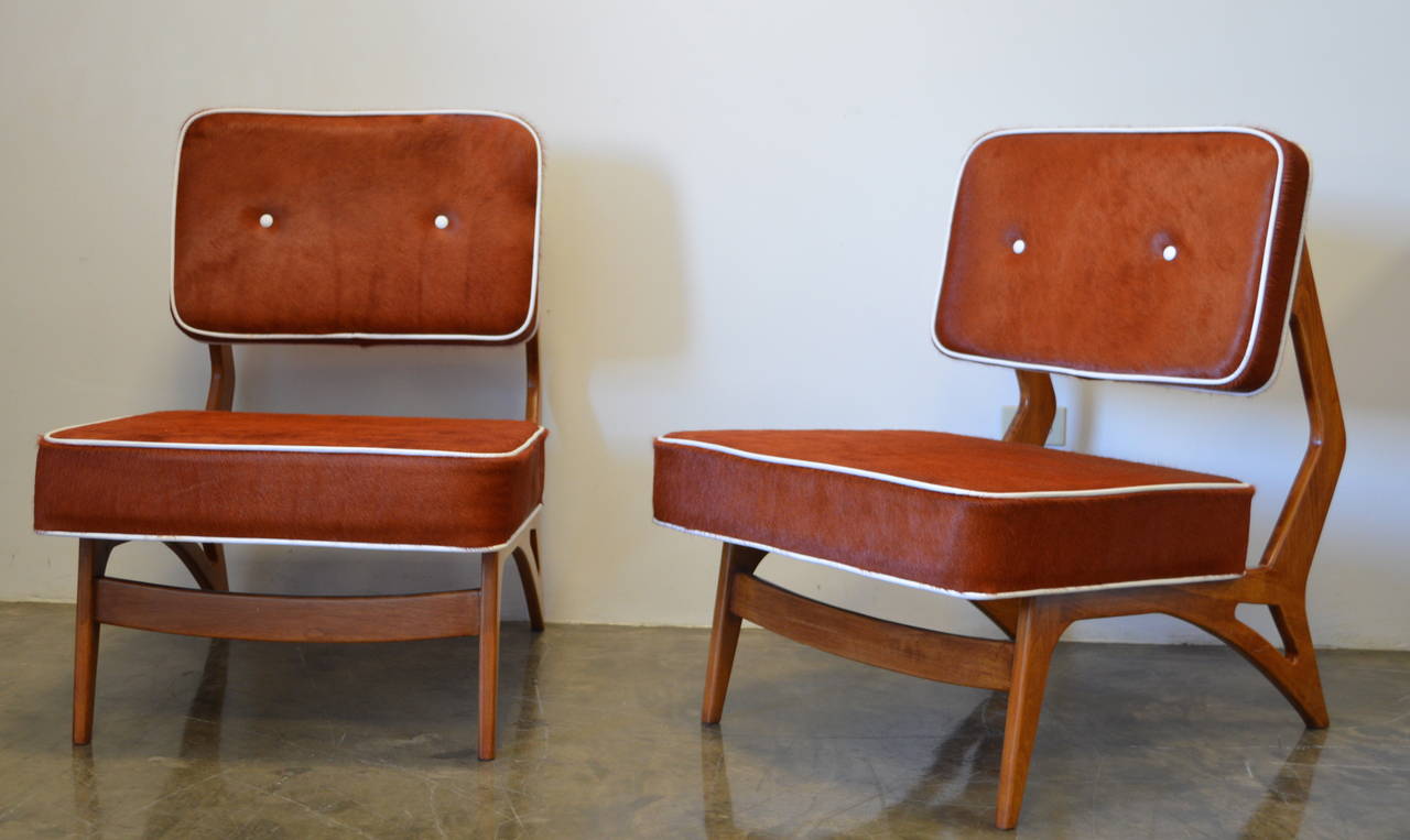 Pair of Brazilian Lounge Chairs in Brown Argentinian Cowhide, circa 1960s 2