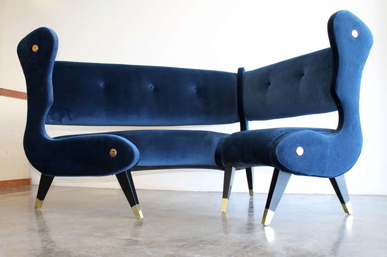 Exceptional and Unusual Italian Modernist Angular Wing Sofa, circa 1950s In Excellent Condition In San Diego, CA