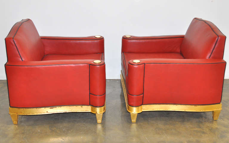Stunning pair of leather and mahogany club chairs by Arturo Pani.
Mexico City, 1949.
Beautiful gold leaf mahogany bases and bronze accents.