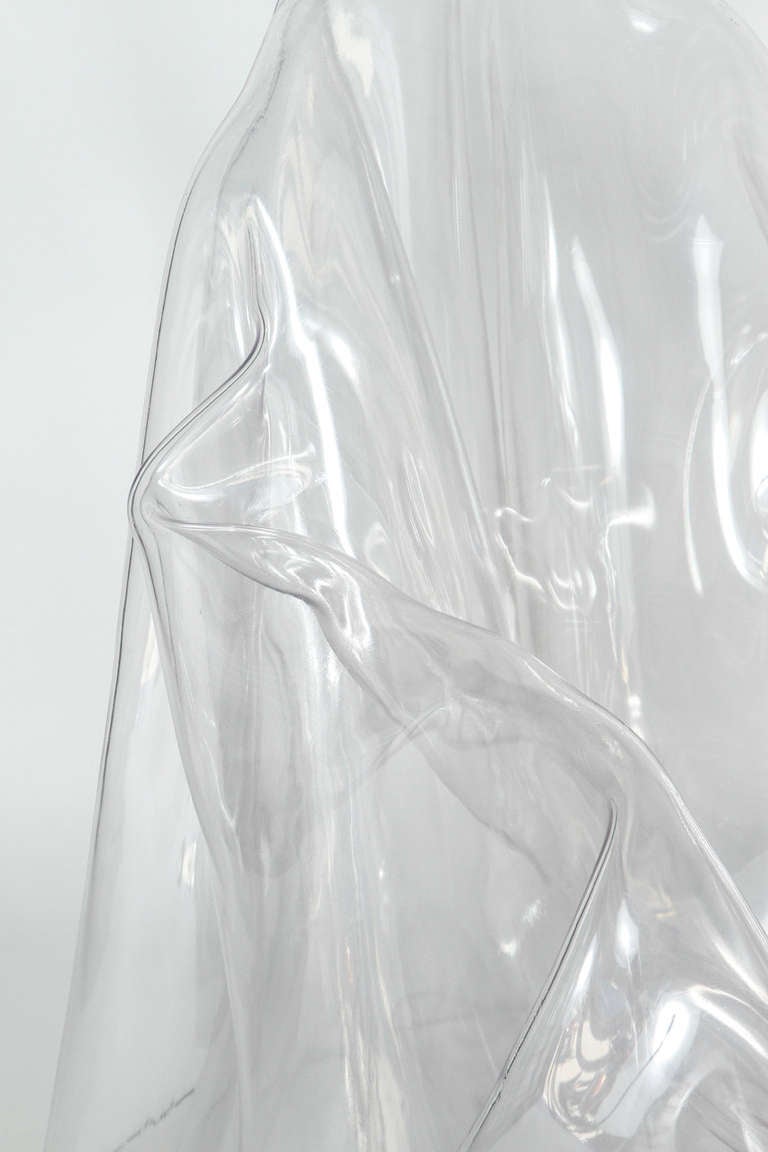 „Ghost of a Chair“ von Valentina Gonzalez Wohlers im Zustand „Hervorragend“ in San Diego, CA