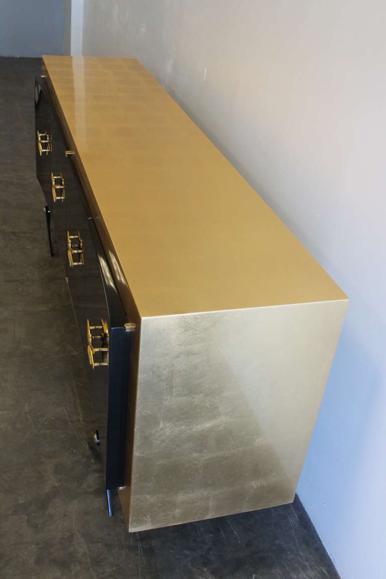 Exquisite Gold Leaf and Black Lacquer Credenza by Arturo Pani. Mexico, 1950. For Sale 2