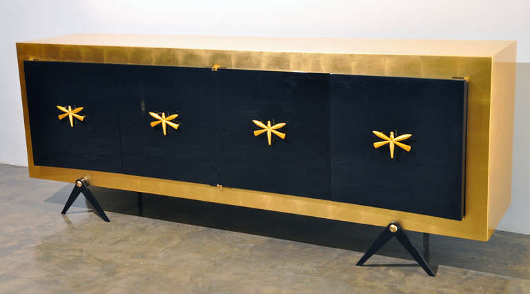 Exquisite Gold Leaf and Black Lacquer Credenza by Arturo Pani. Mexico, 1950. For Sale 1