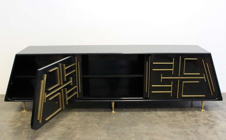 Mahogany Custom-Made Pyramid Black Laquered Credenza by Eugenio Escudero, Mexico, 1950s