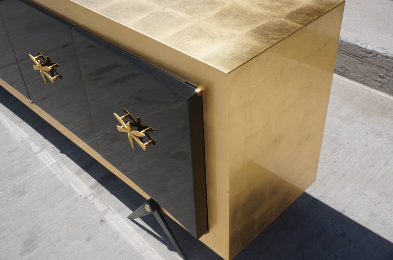 Gold Leaf and Black Lacquer Custom Credenza by Arturo Pani, Mexico, 1950 For Sale 6