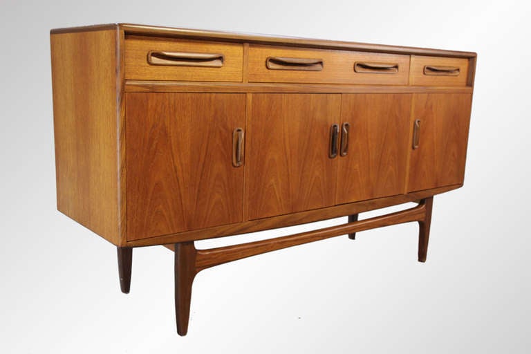 Moderne dänische Teakholz-Anrichte/ Sideboard-Buffet von Ib Kofod Larsen