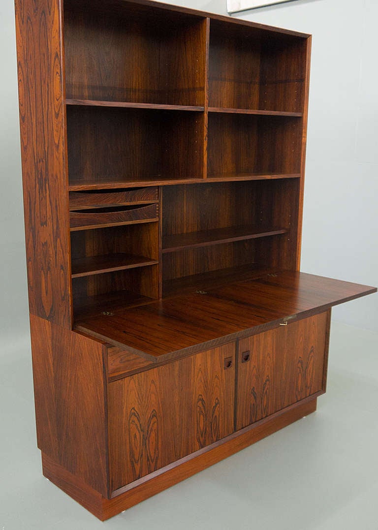 Brouer Danish Modern Rosewood Tall Secretary Bookcase Desk In Excellent Condition For Sale In Fairfield, ME