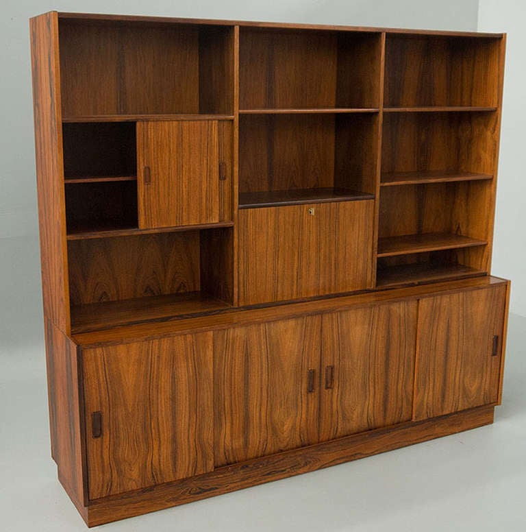 Westergaards Danish Modern Rosewood Wall Unit 6ft In Excellent Condition For Sale In Fairfield, ME
