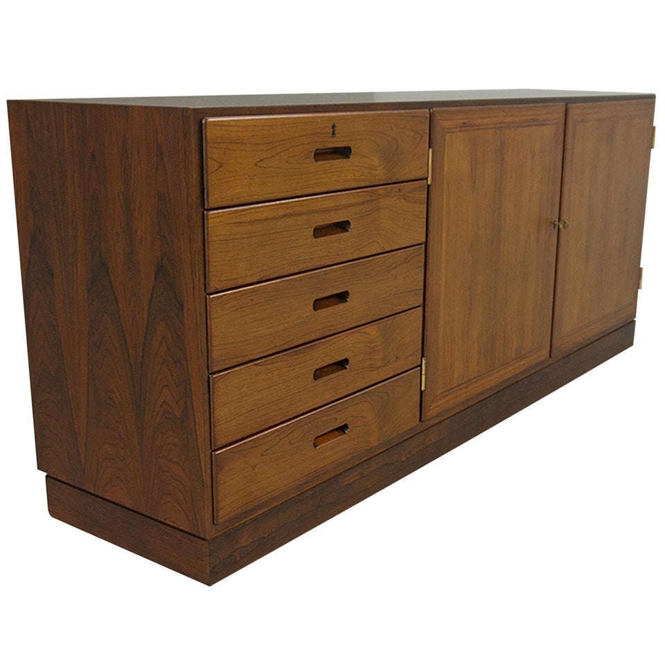 Rosewood Danish Modern Credenza Stereo Record Cabinet For Sale