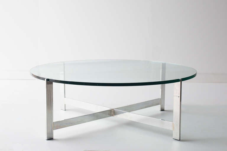 Designer: Milo Baughman.
Manufacturer: Thayer Coggin.
Period/Model: Mid-Century Modern.
Specifications: Chrome, glass.

Condition:

This Milo Baughman coffee table is in very good vintage condition. The chrome frame does show some age with