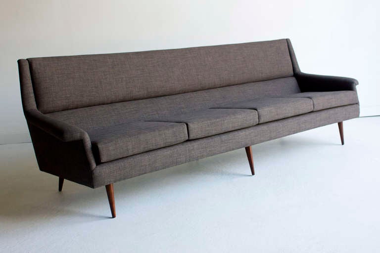 Milo Baughman Sofa for Thayer Coggin.

The sofa has been reupholstered to its original integrity with hand cut foam. One leg was professionally restored for stability.

Arm Height: 20 (51cm)
Seat Depth: 20 (51cm)

Please ask all questions
