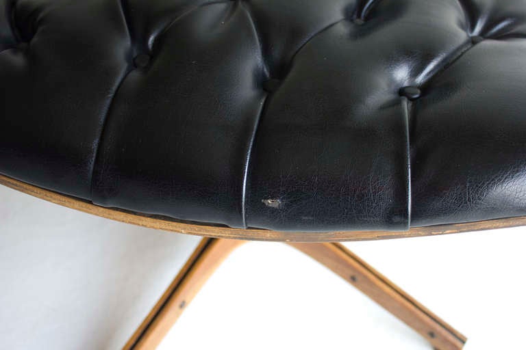 George Mulhauser Lounge Chair and Ottoman for Plycraft In Excellent Condition In Oak Harbor, OH