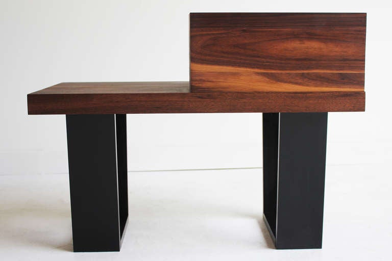 Mid-Century moderno Tavolino in noce in vendita