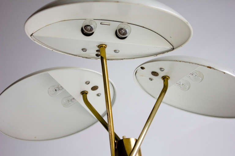 Gerald Thurston Table Lamp for Lightolier. 

Great vintage condition. Wood and Brass is apprioproate for age. Light is beautiful in person.   

Please ask all questions prior to purchase :)

Cheers,
theSwankyAbode.com team
330.466.7350