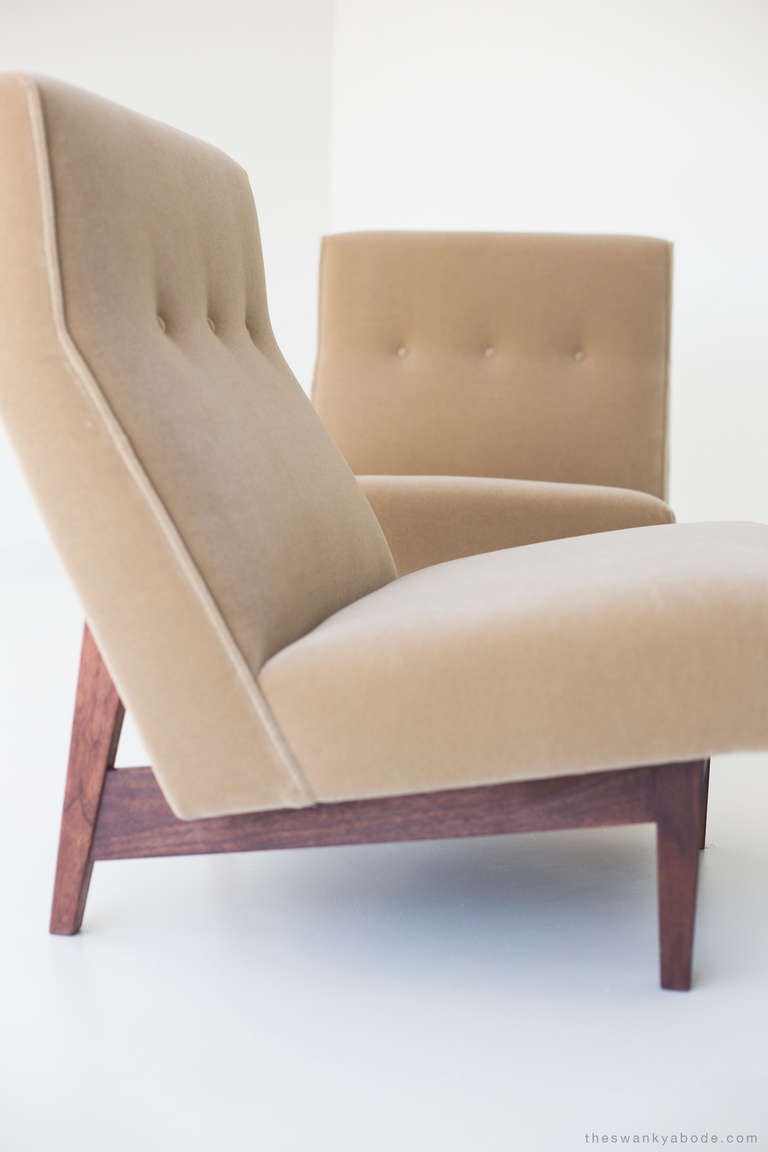 Jens Risom Lounge Chairs for Jens Risom Design Inc. In Excellent Condition In Oak Harbor, OH