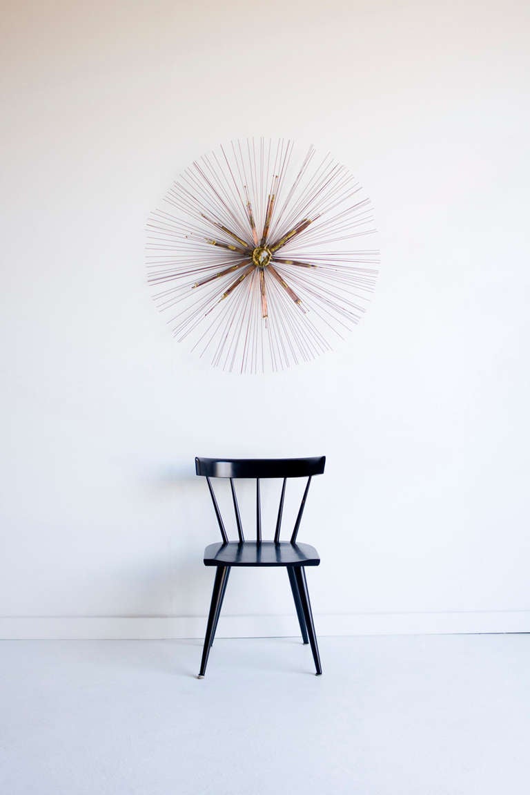 Escultura de pared metálica moderna Starburst Latón en venta