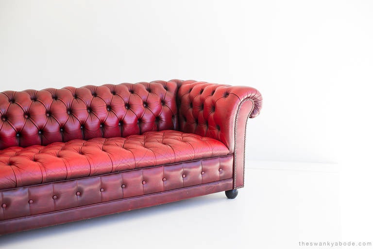Red Leather Chesterfield Sofa 4