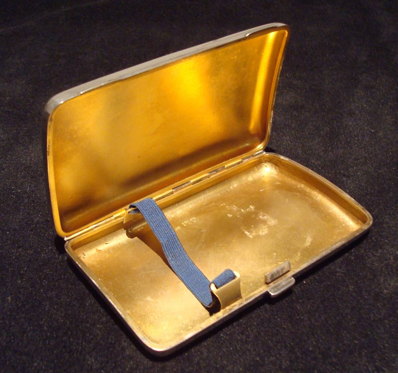 Superb Quality 19th Century Silver and Enamel Cigar Case 5