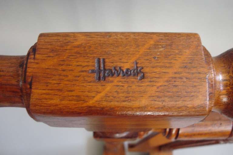 A Good Quality 'Harrods' Country House Oak Boot Jack 3