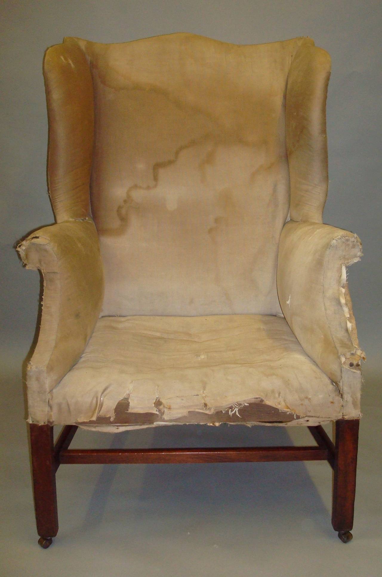 Good Shapely Georgian Mahogany Wing Chair In Good Condition In Moreton-in-Marsh, Gloucestershire