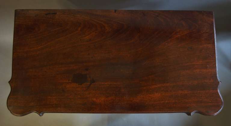 George III Mahogany Card Table In Excellent Condition For Sale In Moreton-in-Marsh, Gloucestershire