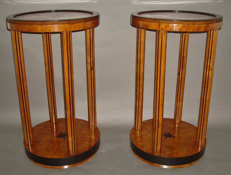 Smart Pair of Burr Elm and Ebony Occasional Tables In Excellent Condition For Sale In Moreton-in-Marsh, Gloucestershire