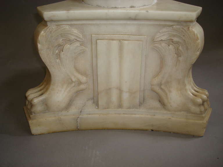Italian Impressive Early 19th Century Carved Marble Tazza on Pedestal For Sale
