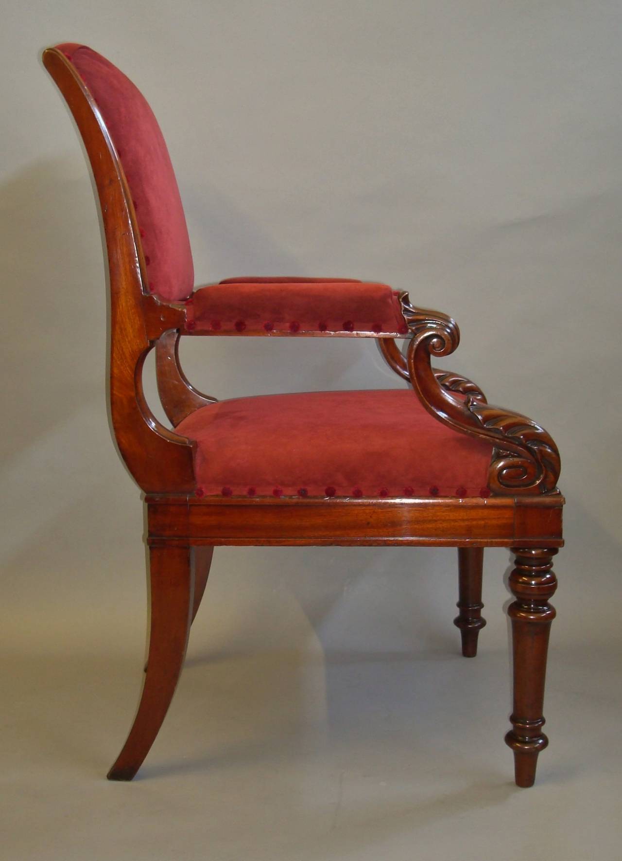 English George IV Mahogany Library Chair of Bold Proportions For Sale