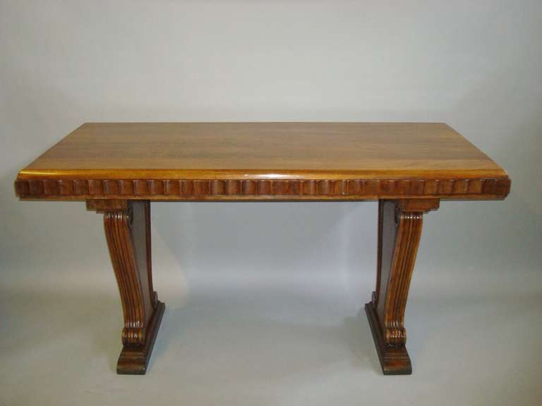 Stylish Early 20th Century Walnut Centre Table in the Art Deco Style For Sale 6