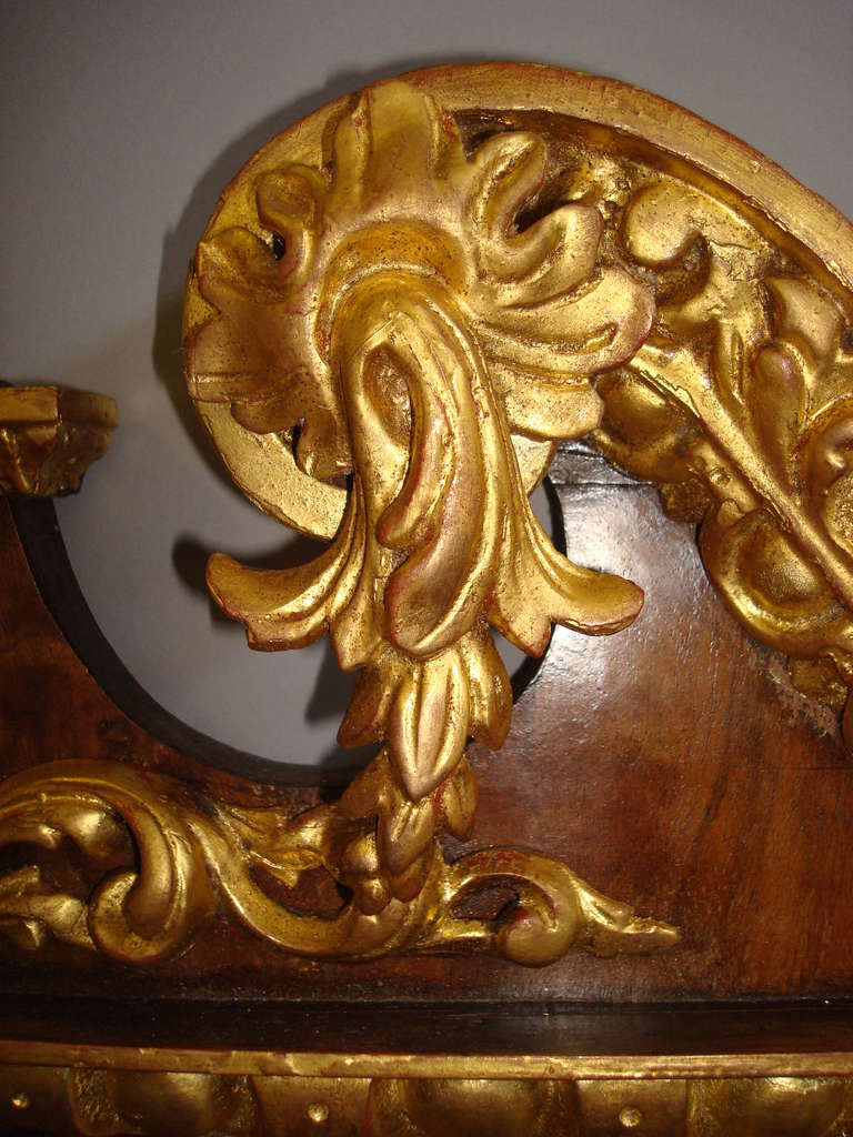 Mid-18th Century Impressive George II Walnut and Parcel-Gilt Wall Mirror For Sale