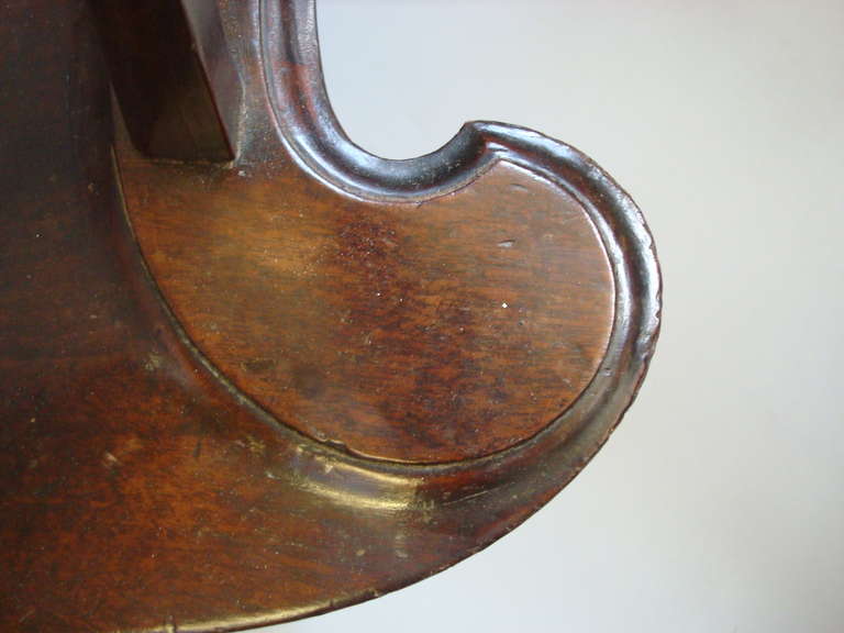 Mid-18th Century Rare George II Mahogany Windsor Armchair of Eccentric Design For Sale