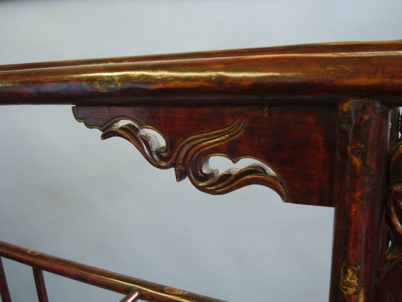 Chinoiserie Large 19th Century Chinese Lacquered Robe Stand or Clothes Horse For Sale