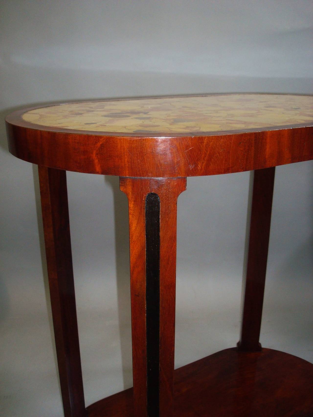 19th Century Pair of Mahogany and Marble End Tables For Sale 5