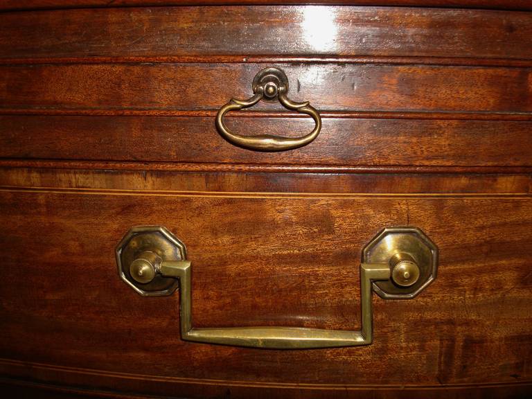 English Fine George III Mahogany Bow Front Chest of Drawers For Sale