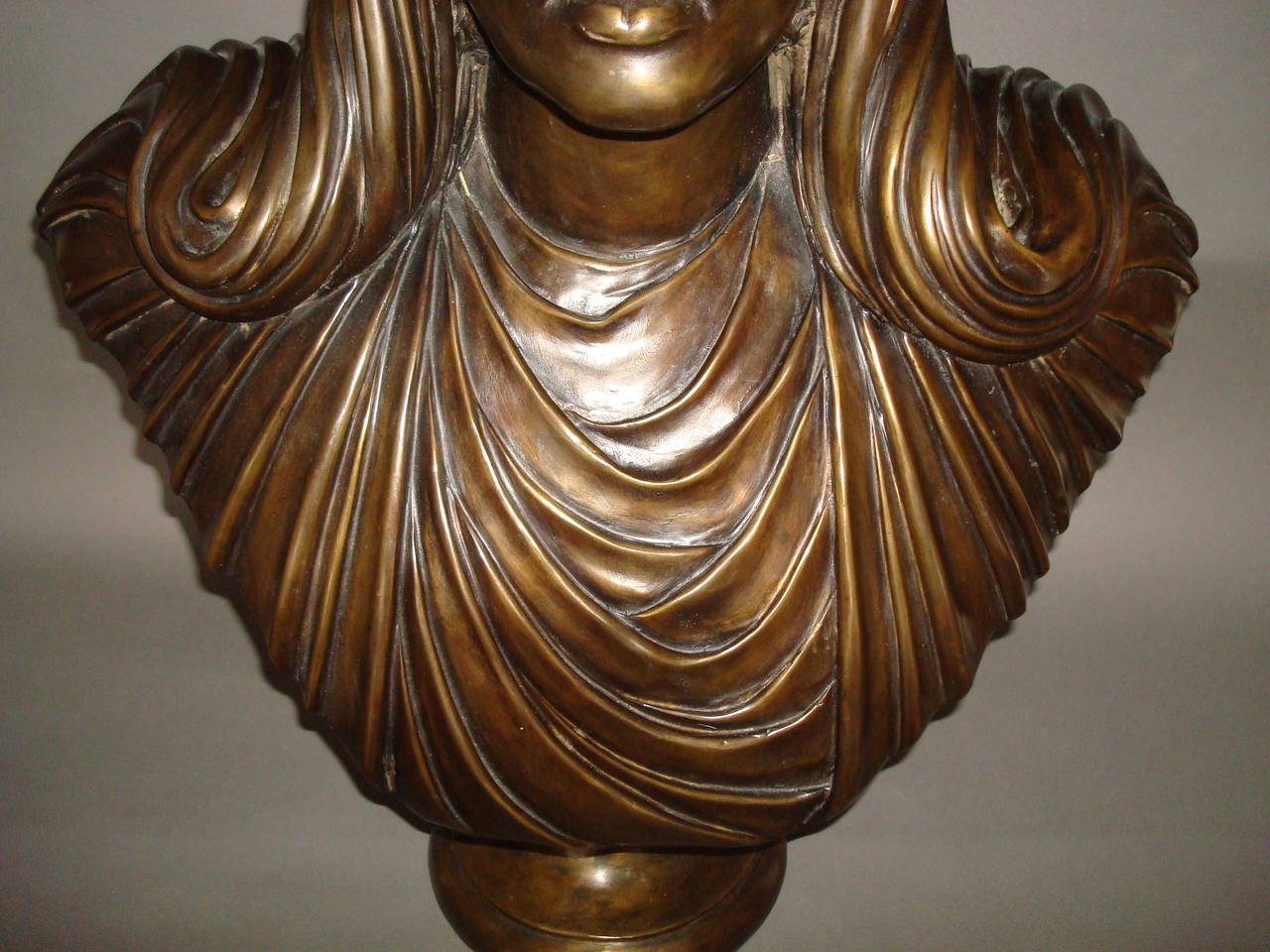 Classical Bronze Bust of oversized proportions In Excellent Condition In Moreton-in-Marsh, Gloucestershire