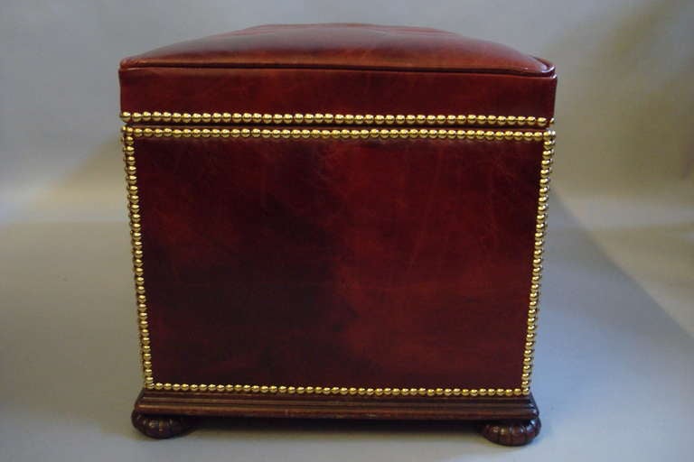 Good 19th Century Gillows Leather Box Ottoman 1