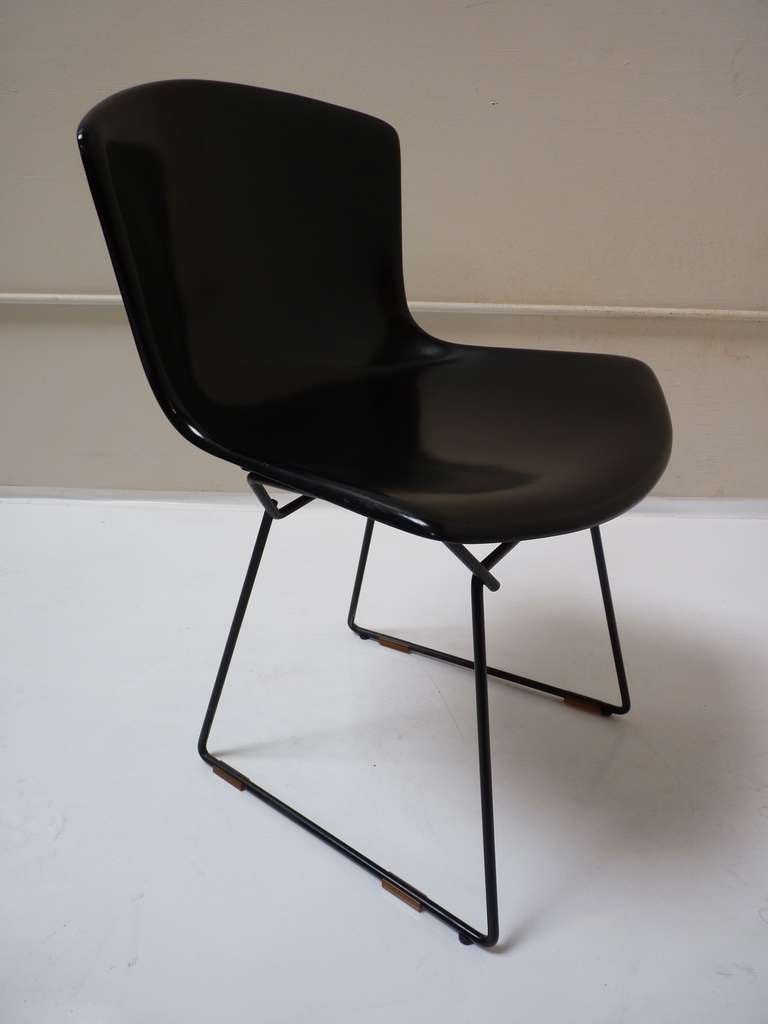 Set of Six Fiberglass Bertoia Chairs In Excellent Condition In San Diego, CA