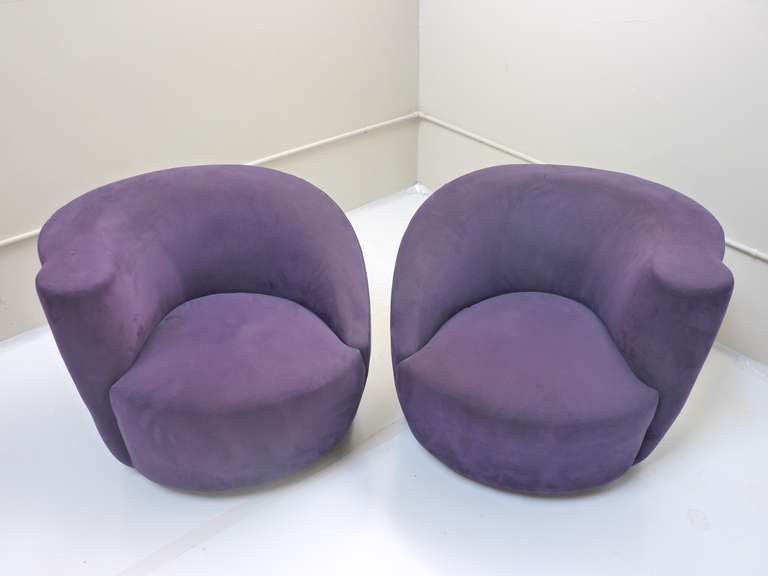 Pair of Vladimir Kagan Nautilus Lounge Chairs 1