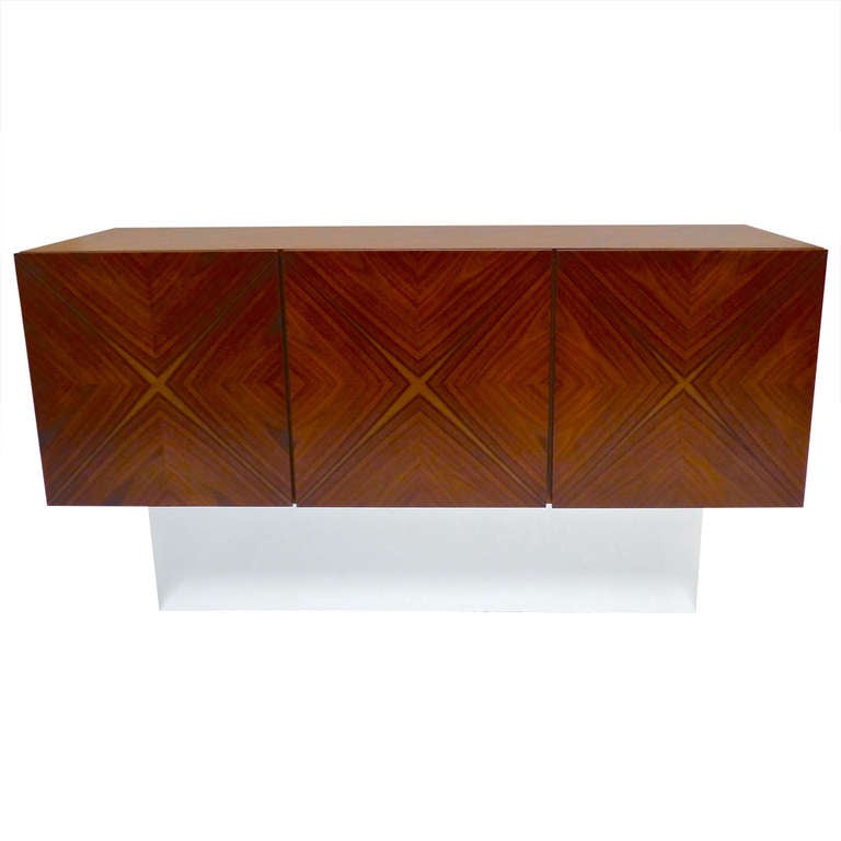 Outstanding Rosewood Credenza by Milo Baughman for Thayer Coggin